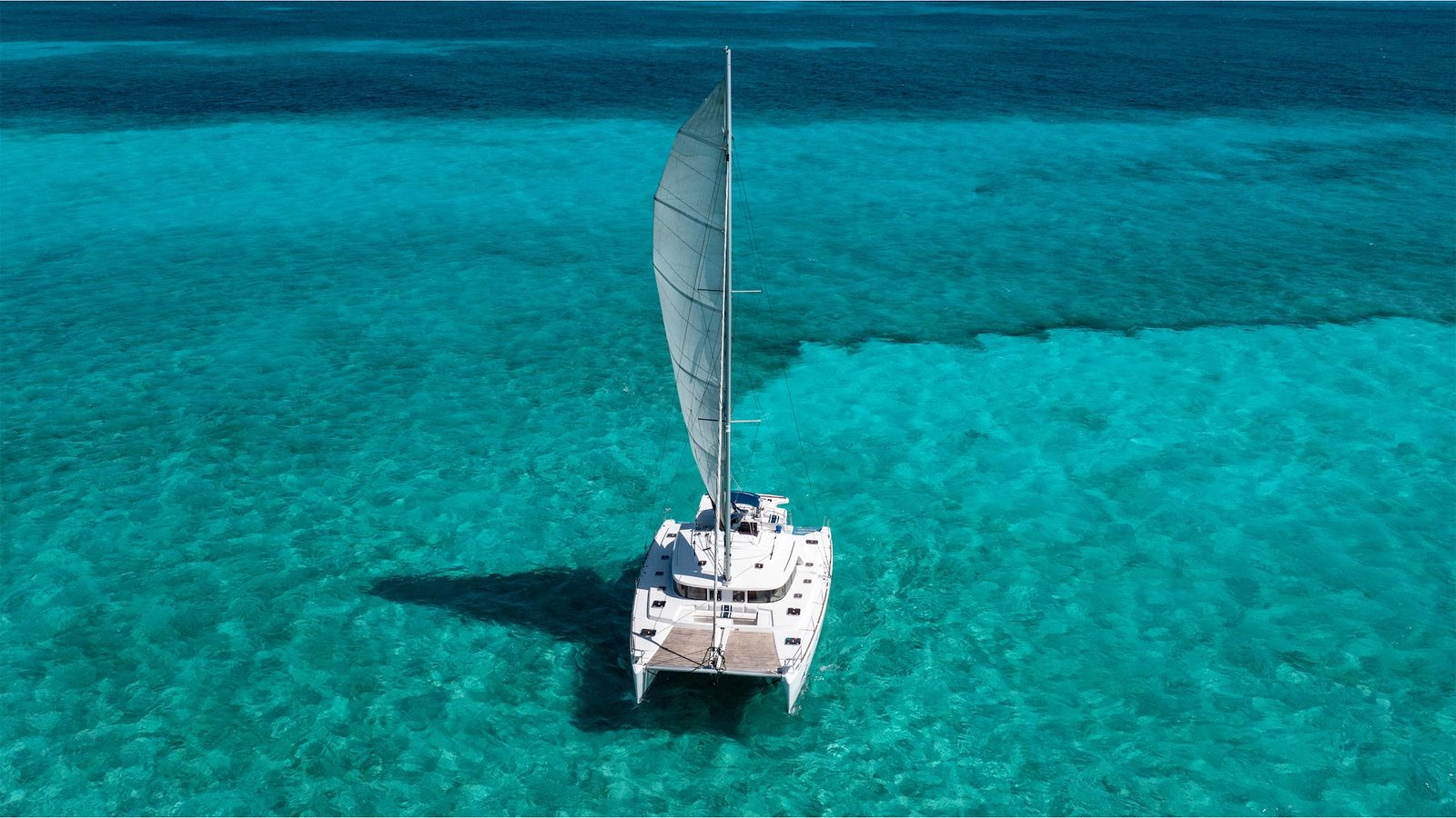 Quidam, private catamaran in Cancún